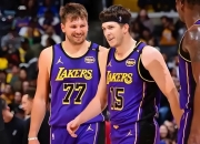 开云平台-湖人B队横扫法国男篮，特雷杨完成帽子戏法