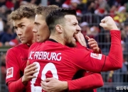 开云体育-弗赖堡队员助阵取胜，实现连胜