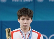 开云体育直播-包含决胜关头实力出众，选手勇夺金牌的词条