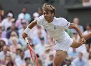 开云官方app入口-包含温网险胜戴维斯杯，德约科维奇高光表现的词条