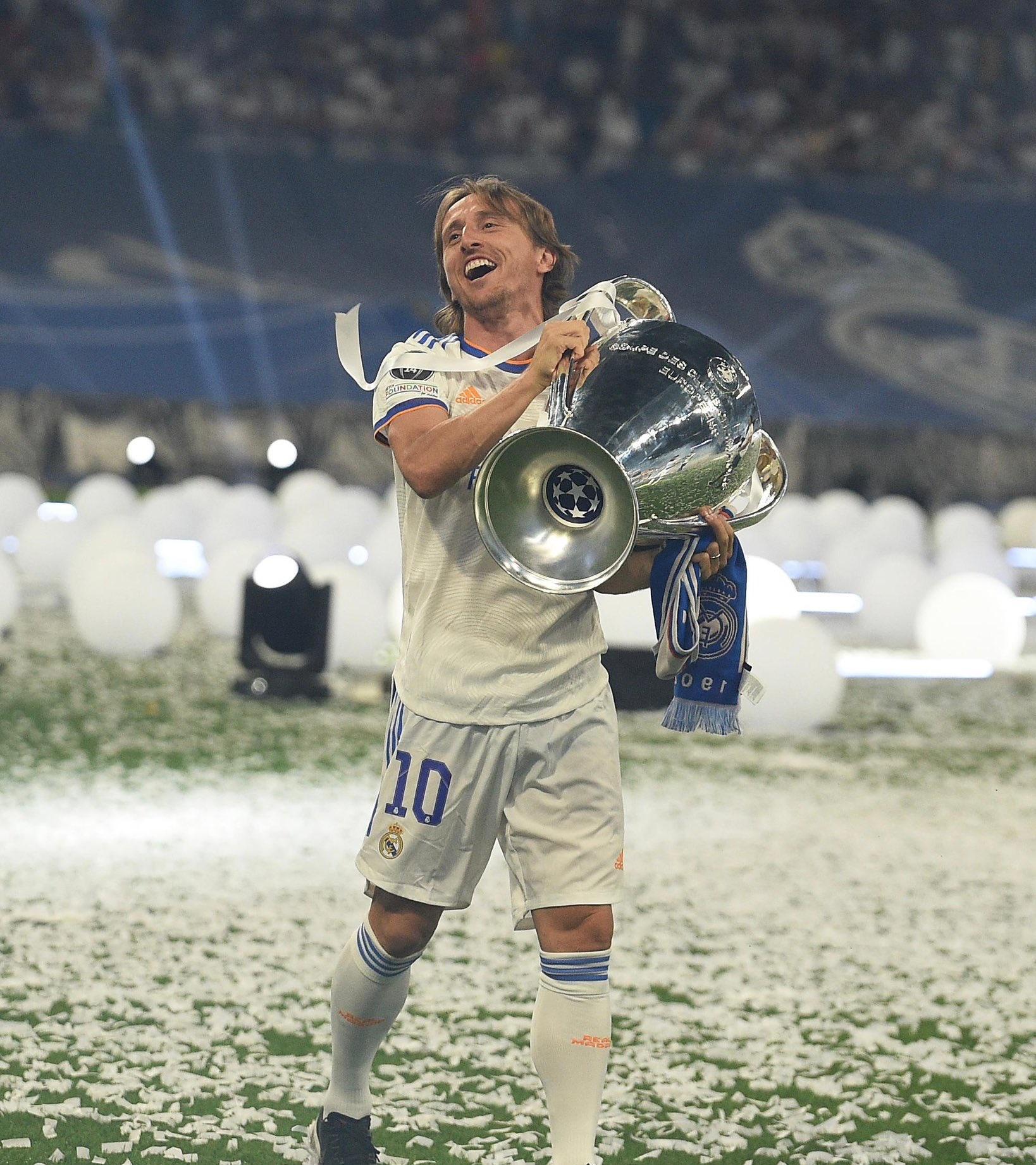 皇马血洗尤文,莫德里奇高光表现的简单介绍 皇马血洗尤文,莫德里奇高光表现的简单介绍