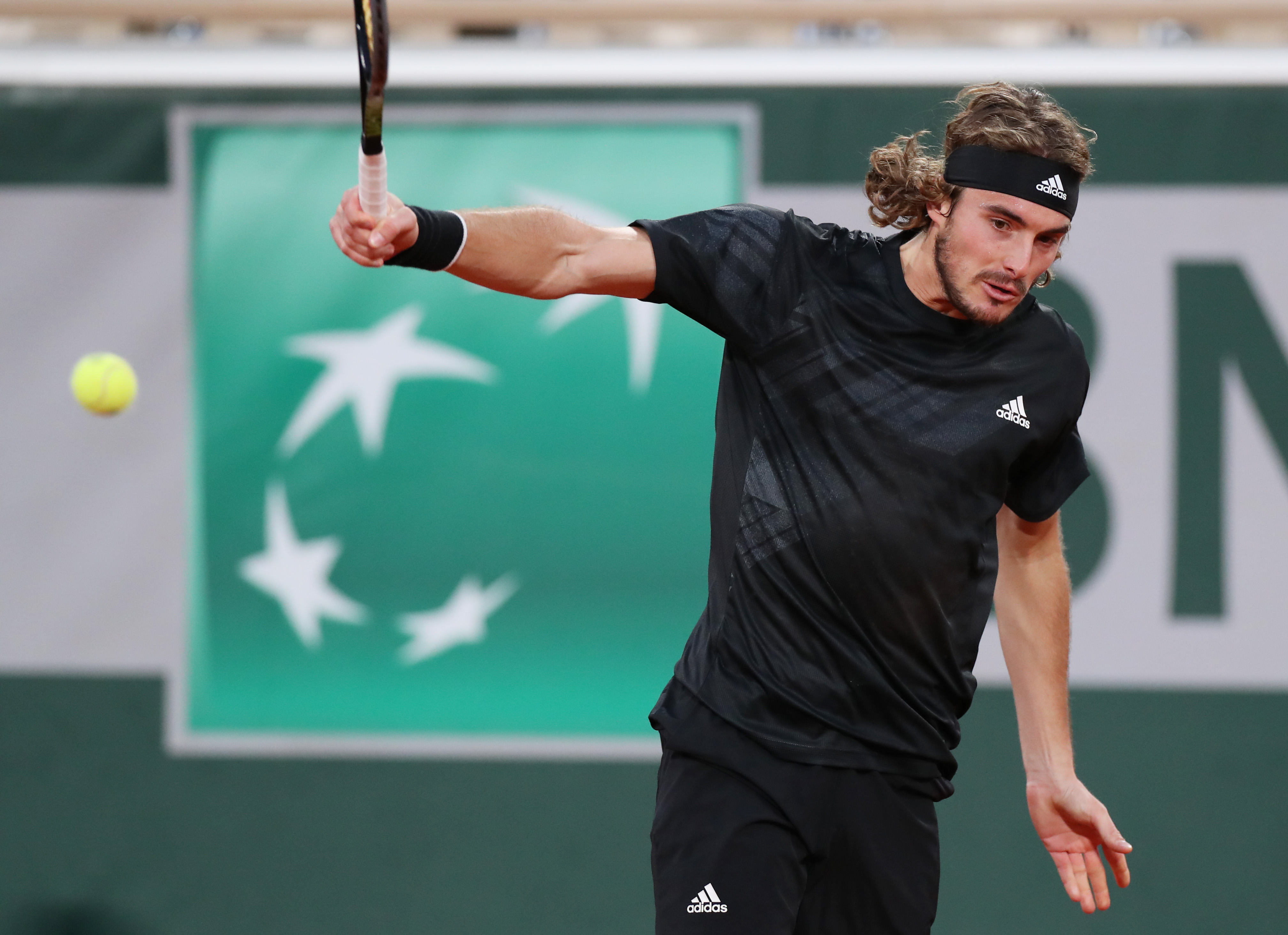 西班牙网球队强势日本网球队,西西帕斯三分雨点燃全场 西班牙网球队强势日本网球队,西西帕斯三分雨点燃全场