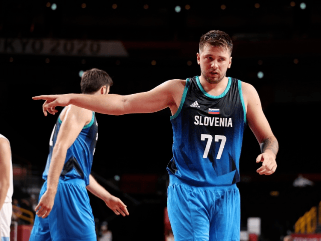 立陶宛男篮翻盘阿根廷男篮，福克斯制霸全场