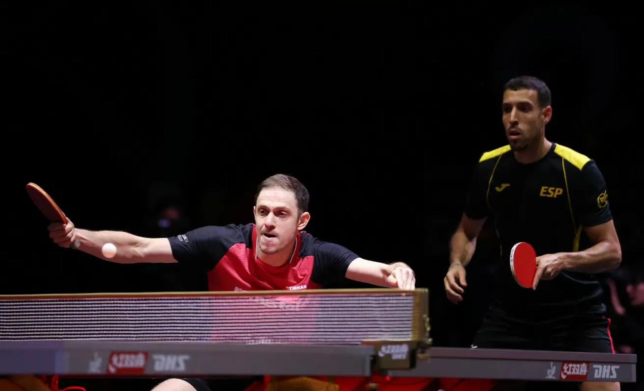 法国乒乓球队逆转瑞典乒乓球队,波尔制霸全场 法国乒乓球队逆转瑞典乒乓球队,波尔制霸全场