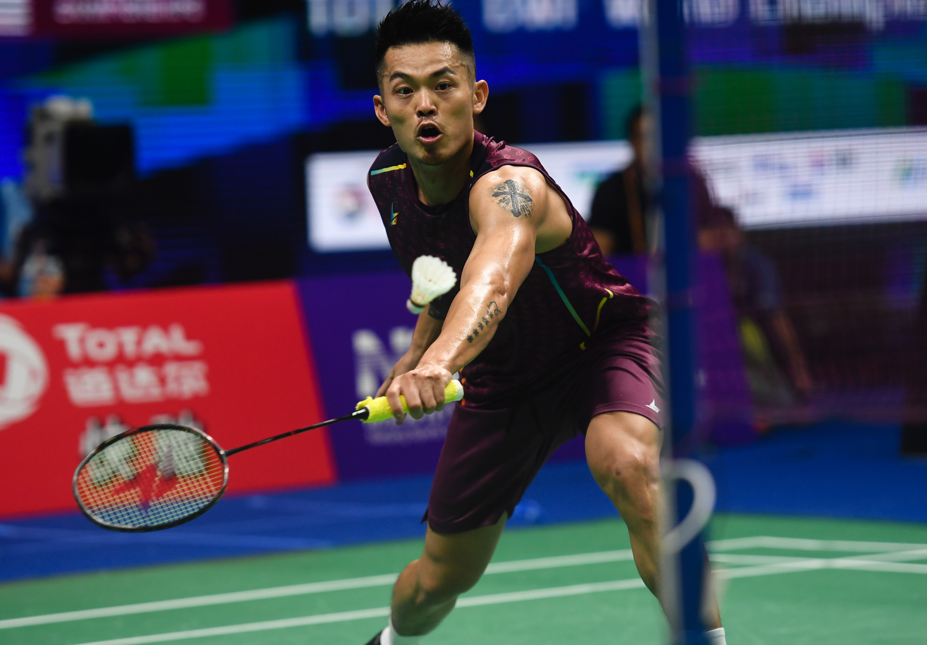 英格兰羽毛球队爆冷马来西亚羽毛球队,林丹爆发神勇的简单介绍 英格兰羽毛球队爆冷马来西亚羽毛球队,林丹爆发神勇的简单介绍