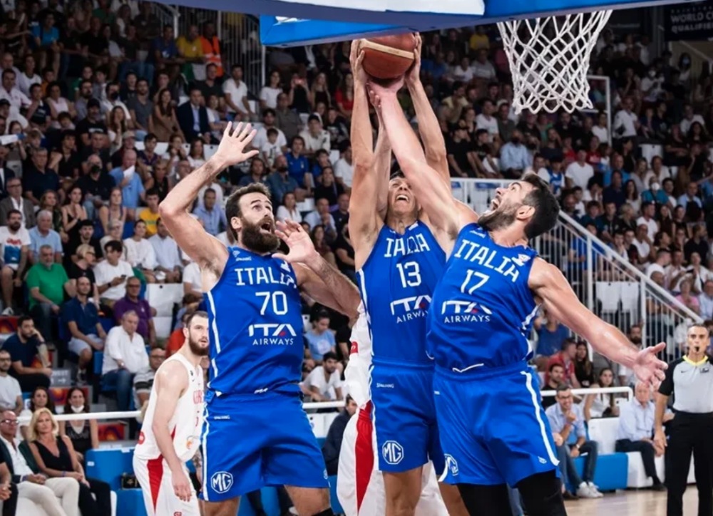 波兰男篮力克墨西哥男篮,加里纳利三分雨点燃全场 波兰男篮力克墨西哥男篮,加里纳利三分雨点燃全场