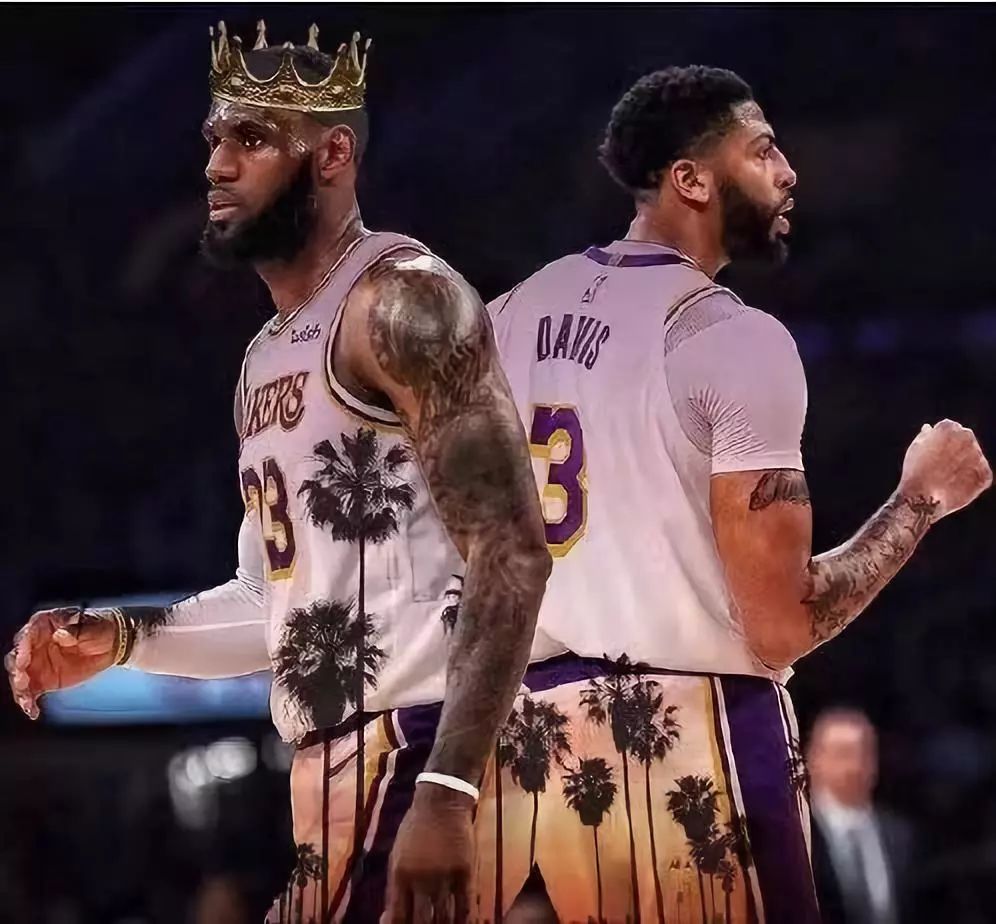 红蓝大战再现,谁能占据先机?的简单介绍 红蓝大战再现,谁能占据先机?的简单介绍