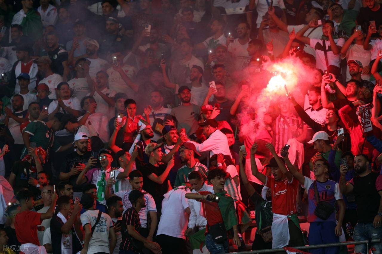 阿尔及利亚国家队势如破竹,大获全胜的简单介绍 阿尔及利亚国家队势如破竹,大获全胜的简单介绍