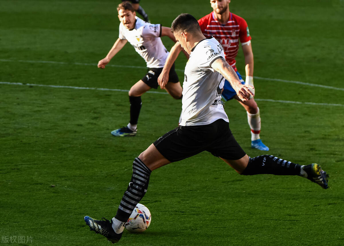 马赛球队挑战各路劲旅,稳扎稳打的简单介绍 马赛球队挑战各路劲旅,稳扎稳打的简单介绍