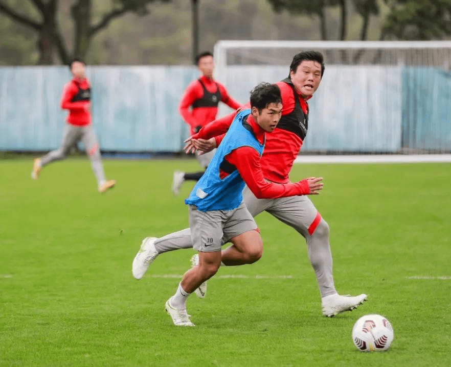 包含东亚劲旅来华备战,备战国际赛事的词条 包含东亚劲旅来华备战,备战国际赛事的词条