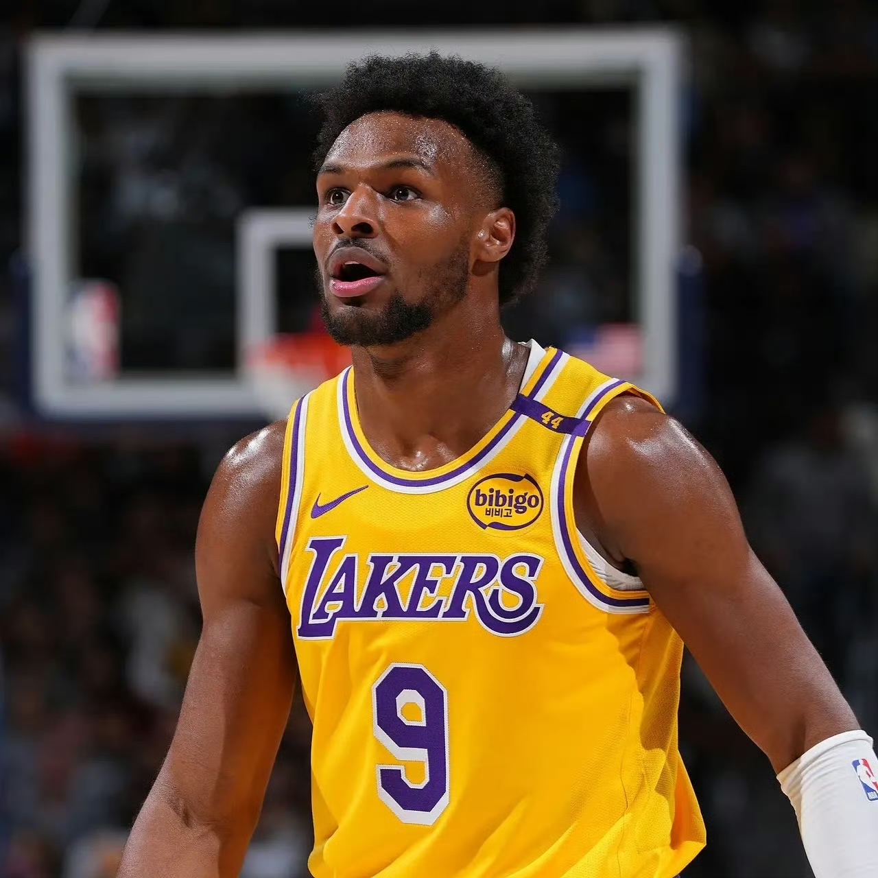 包含雄鹿大胜太阳,继续扩大东部领先优势的词条 包含雄鹿大胜太阳,继续扩大东部领先优势的词条