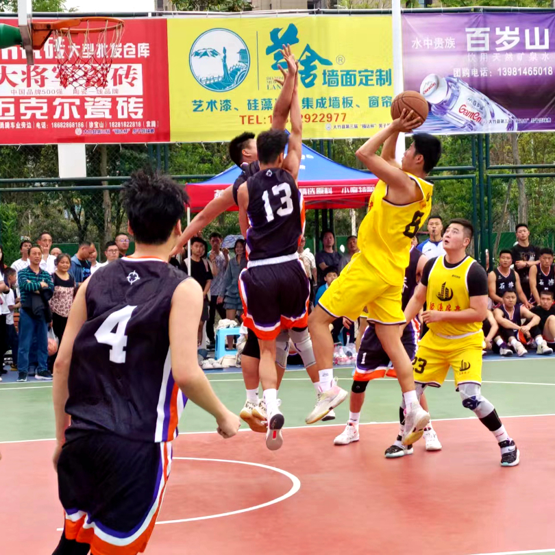 关于篮球运动员在比赛中兢兢业业,取得胜利的信息 关于篮球运动员在比赛中兢兢业业,取得胜利的信息