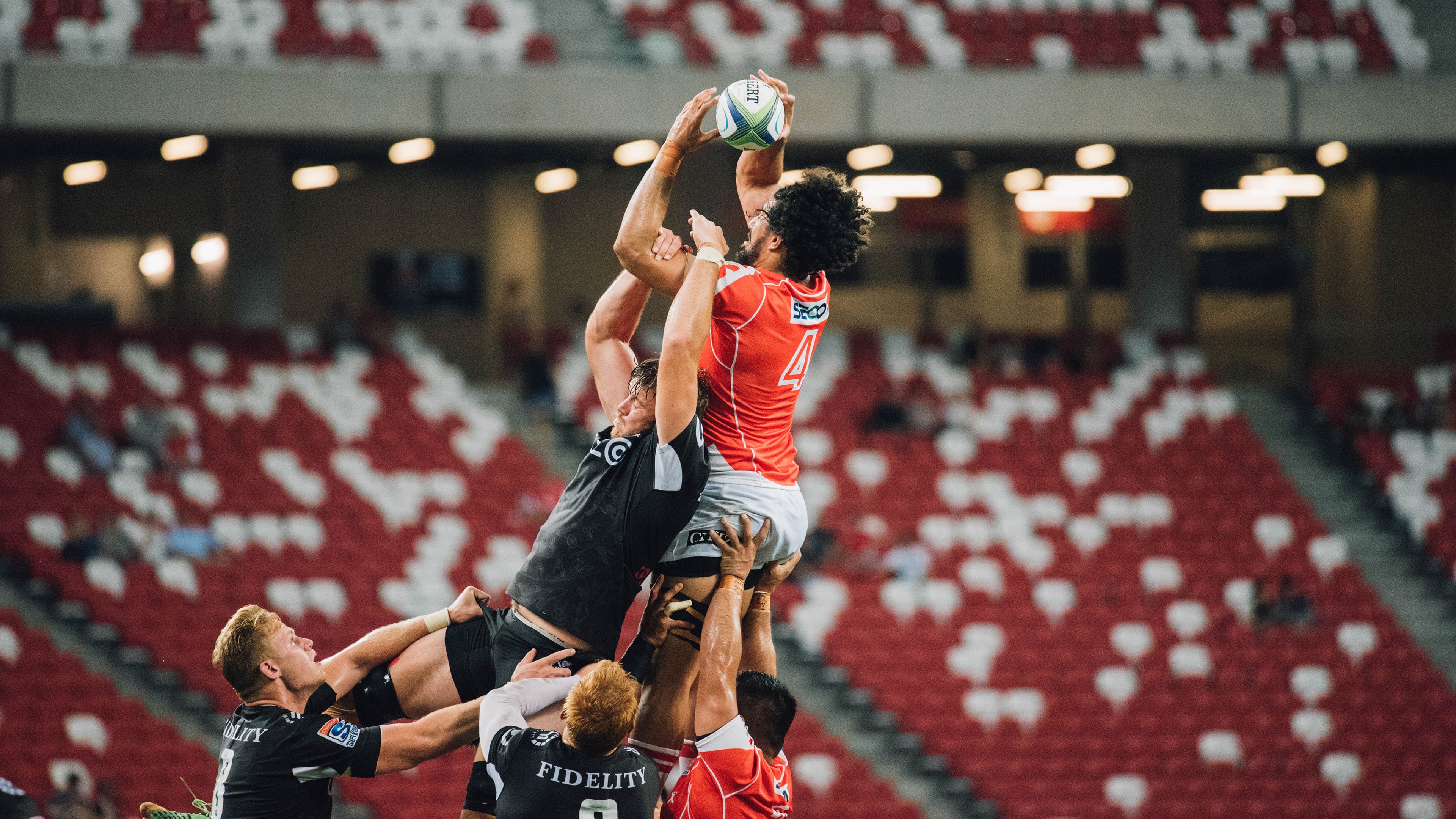 冰与火的博弈，莱万如何以节奏大师之姿，主宰德国对阵冰岛的绿茵战场